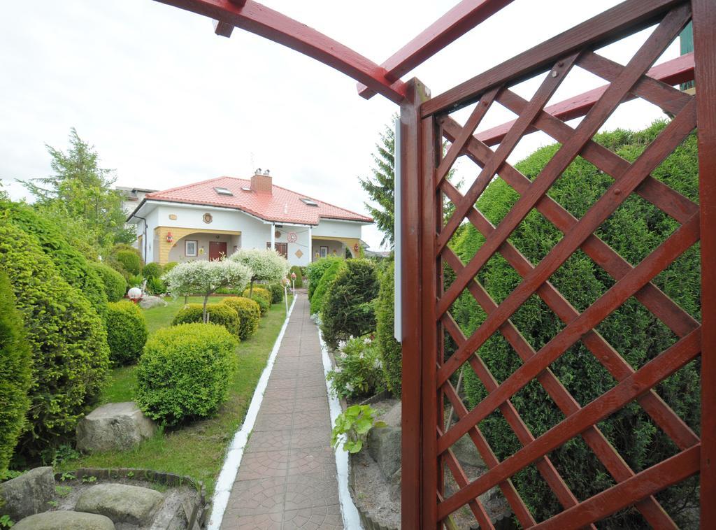 Villa Cztery Pory Roku Grzybowo  Zimmer foto